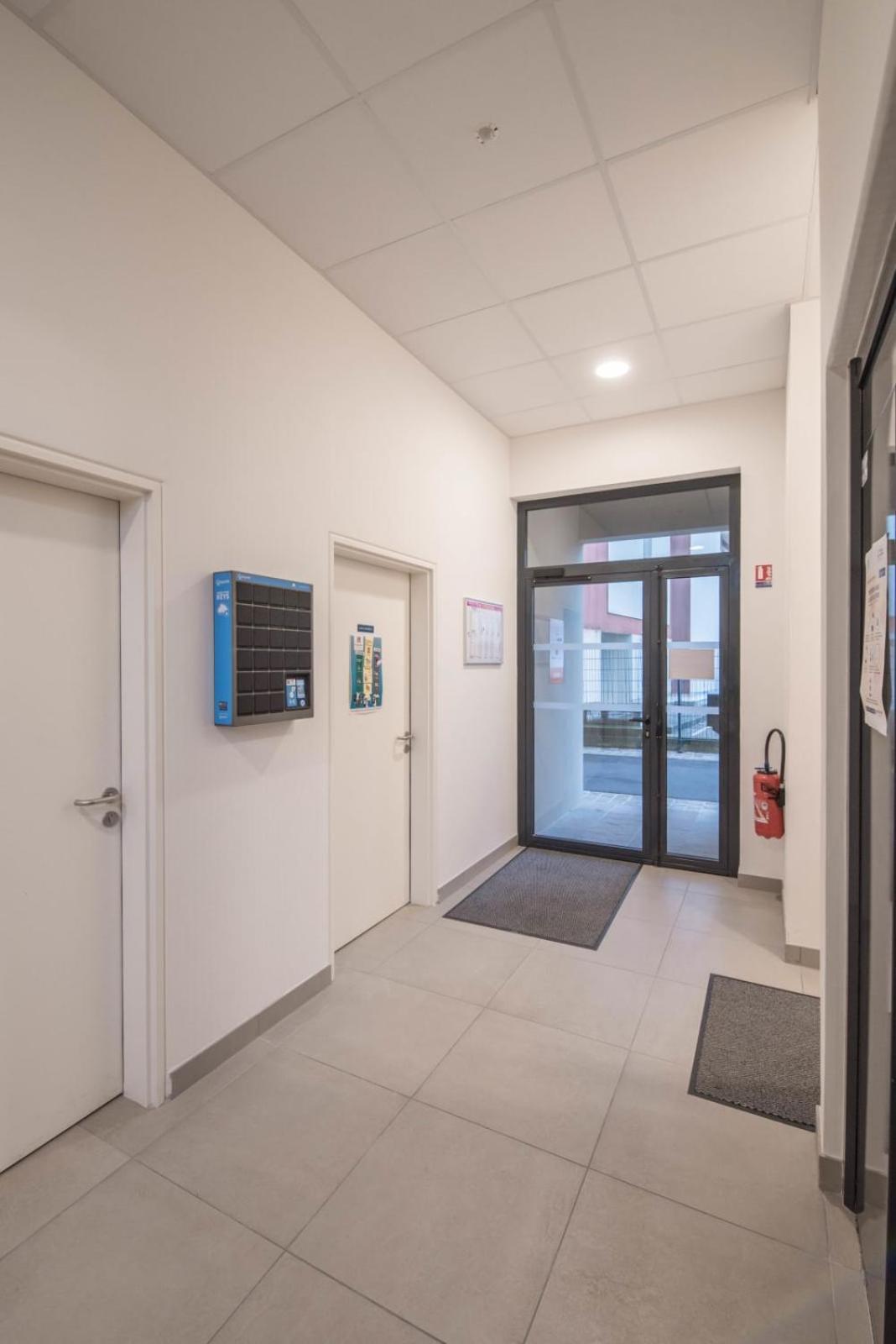 Theo - T2 Proche Gare Apartment Le Mans Exterior photo